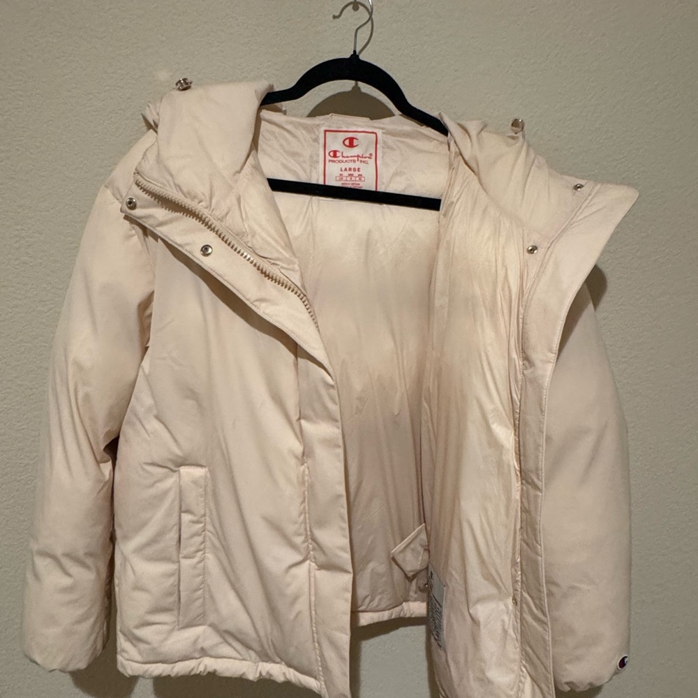 Champion Women's Cream Puffer Jacket - Large (water resistant)